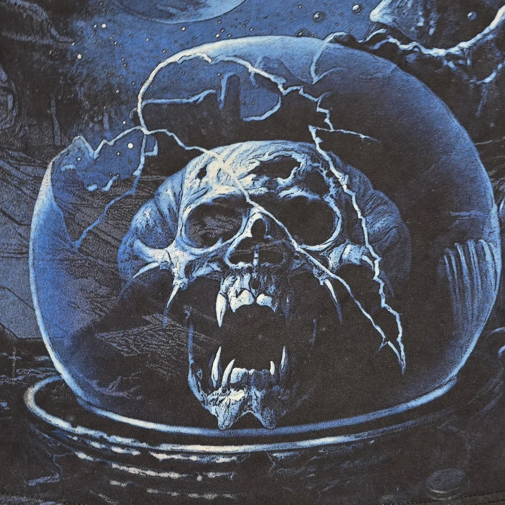 2010 Iron Maiden AOP Tshirt The Final Frontier Size Medium Band Tee - Picture 3 of 6